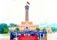 CHI BỘ TRUNG TÂM LÝ LUẬN CHÍNH TRỊ ĐÃ TỔ CHỨC SINH HOẠT CHUYÊN ĐỀ NGOẠI KHÓA VỚI CHỦ ĐỀ “TỪ ĐIỂM CUỐI ĐƯỜNG HỒ CHÍ MINH HUYỀN THOẠI – ĐIỂM CỰC NAM CỦA TỔ QUỐC ĐẾN NIỀM TIN VỀ CON ĐƯỜNG PHÁT TRIỂN CỦA VIỆT NAM” 
